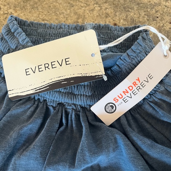 Evereve smocked raglan top Size 2 - Picture 3 of 5